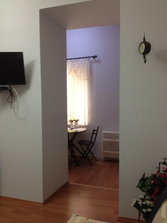 טביליסי Apartment Fine Home חדר תמונה